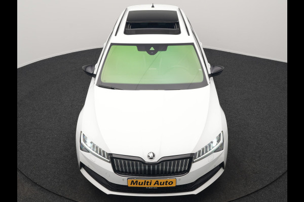 Škoda Superb Combi 1.4 TSI iV Sportline Business Plug In Hybrid 218pk PHEV | Panodak | Adaptive Cruise | Camera | Canton Audio | Alcantara Sportstoelen Memory & Verwarmd | Sfeerverlichting | Apple Carplay | Crystal LED | Stuur Verwarmd | Navigatie | DAB |