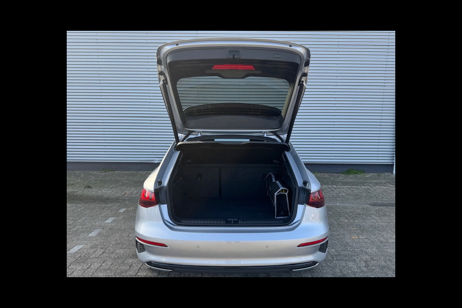 Audi A3 Sportback 40 TFSI e Advanced edition 205PK,Carplay,Virtual,Cruise,LED,Parkcontrol,Stoelverwarming