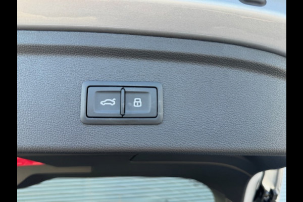 Audi A3 Sportback 40 TFSI e Advanced edition 205PK,Carplay,Virtual,Cruise,LED,Parkcontrol,Stoelverwarming