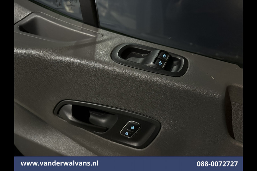 Ford Transit 2.0 TDCI 131pk L3H2 Euro6 Airco | Camera | Navigatie | Apple Carplay | Cruisecontrol | Stoelverwarming Android Auto, Verwarmde voorruit, Parkeersensoren, Bijrijdersbank