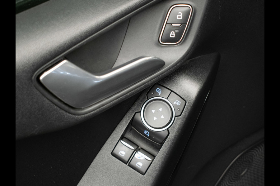 Ford Fiesta 1.1 Sport (APPLE CARPLAY,NAVI,LED,PDC,LANE ASSIST,DAB,BLUETOOTH,SPORTSTOELEN,LM VELGEN,NIEUWE APK,NETTE STAAT)