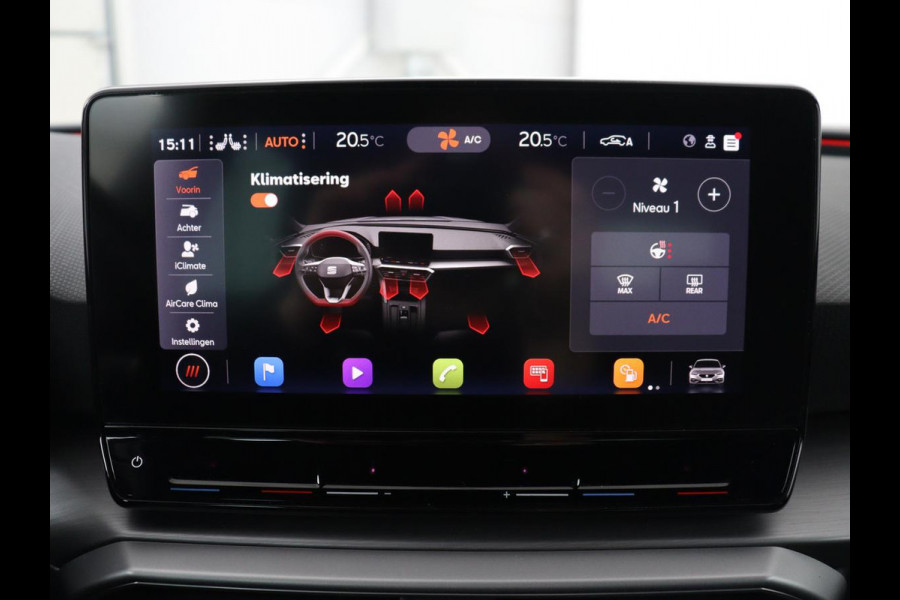 Seat Leon 1.0 TSI FR Launch Edition | Trekhaak | Stoelverwarming | Camera | Keyless | Adaptive cruise | Carplay | Dodehoek detectie | Navigatie | Park Assist | Climate control | Sfeerverlichting