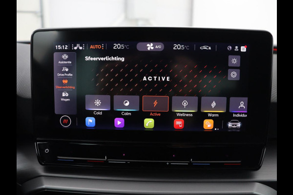 Seat Leon 1.0 TSI FR Launch Edition | Trekhaak | Stoelverwarming | Camera | Keyless | Adaptive cruise | Carplay | Dodehoek detectie | Navigatie | Park Assist | Climate control | Sfeerverlichting