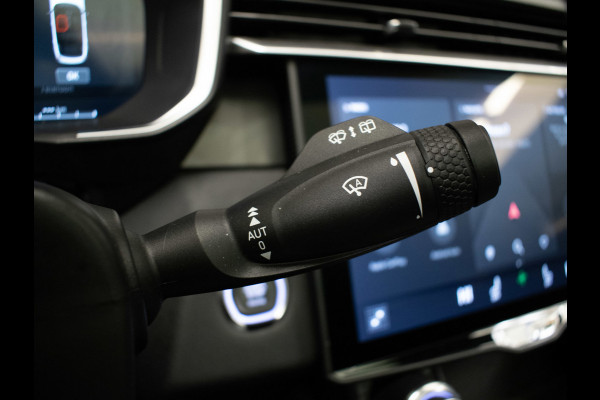 Lynk & Co 01 1.5 Sport (PANORAMADAK,APPLE CARPLAY,NAVI,CAMERA,360 VIEW,PDC,STOELVERWARMING,LED,GETINT,SPORTSTOELEN,LM VELGEN)