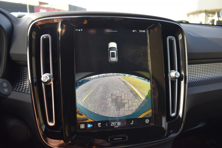 Volvo XC40 Recharge 408Pk AWD R-Design | Carplay | 20'' LMV | Trekhaak | ACC | Elektr. Achterklep | Blis | Keyless