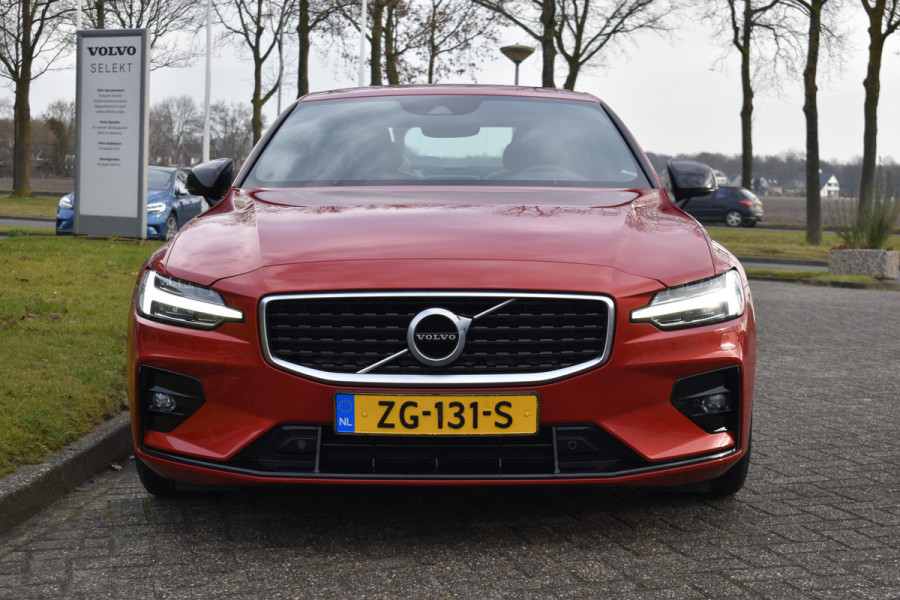 Volvo S60 T5 251 Autmaat Intro Edition | Carplay | Leder | ACC | PDC V/A | Keyless | Blis | Camera Achter