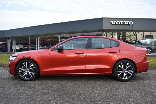 Volvo S60 T5 251 Autmaat Intro Edition | Carplay | Leder | ACC | PDC V/A | Keyless | Blis | Camera Achter