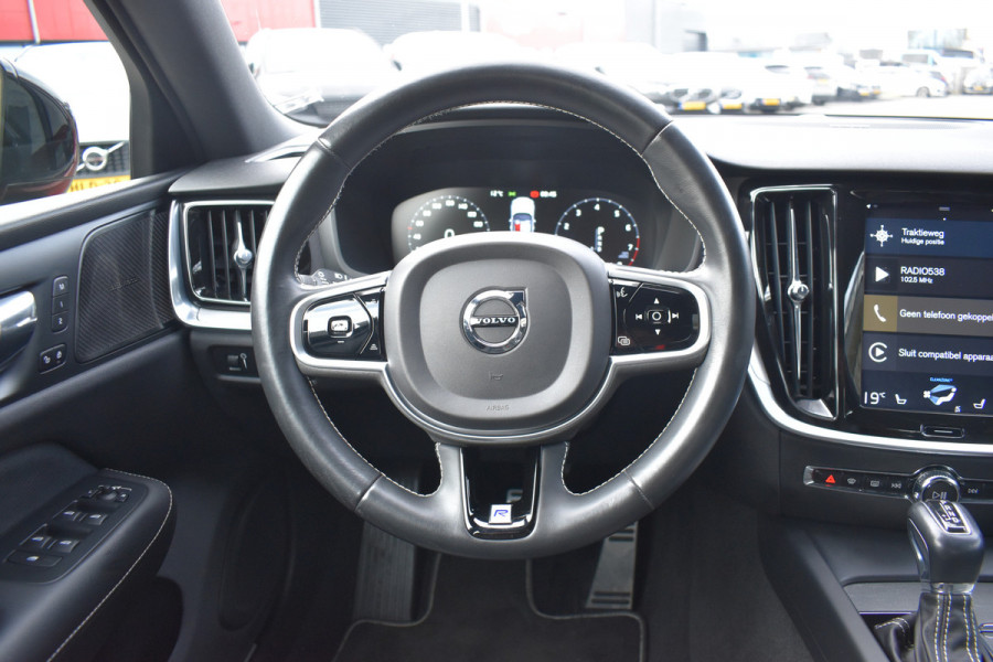 Volvo S60 T5 251 Autmaat Intro Edition | Carplay | Leder | ACC | PDC V/A | Keyless | Blis | Camera Achter