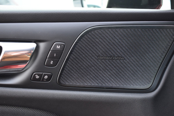 Volvo S60 T5 251 Autmaat Intro Edition | Carplay | Leder | ACC | PDC V/A | Keyless | Blis | Camera Achter