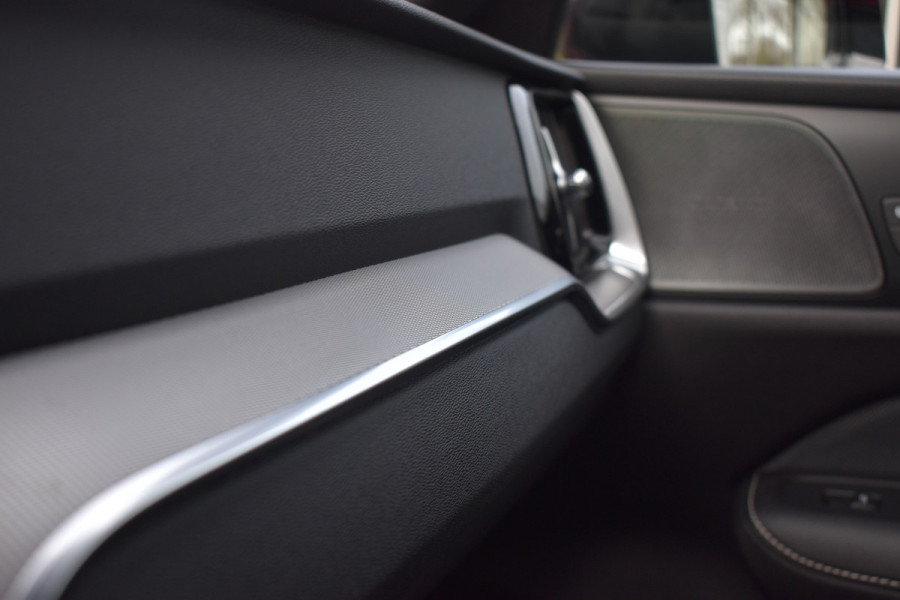 Volvo S60 T5 251 Autmaat Intro Edition | Carplay | Leder | ACC | PDC V/A | Keyless | Blis | Camera Achter