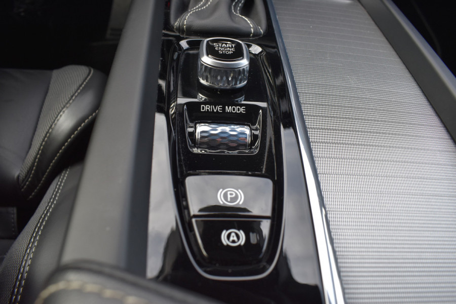 Volvo S60 T5 251 Autmaat Intro Edition | Carplay | Leder | ACC | PDC V/A | Keyless | Blis | Camera Achter