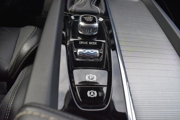 Volvo S60 T5 251 Autmaat Intro Edition | Carplay | Leder | ACC | PDC V/A | Keyless | Blis | Camera Achter