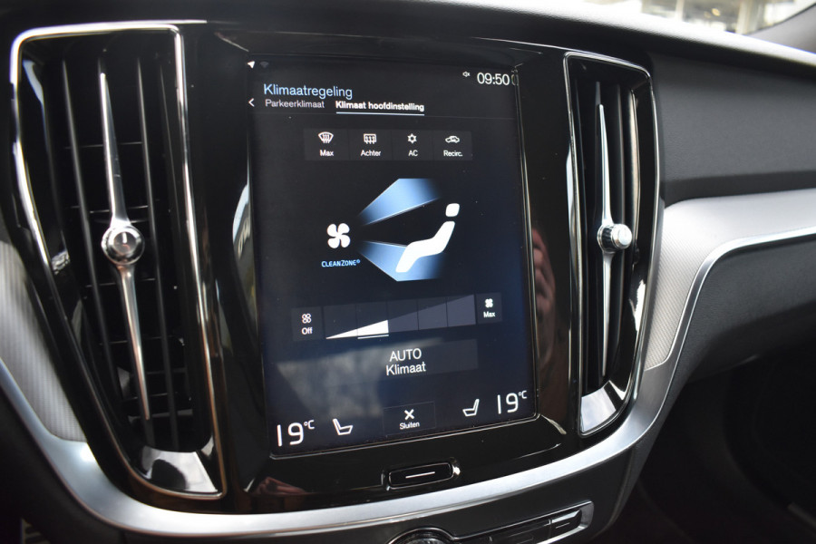 Volvo S60 T5 251 Autmaat Intro Edition | Carplay | Leder | ACC | PDC V/A | Keyless | Blis | Camera Achter