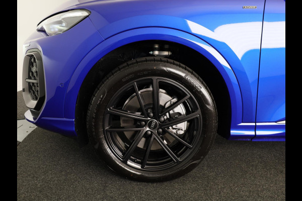 Audi Q5 2.0 TFSI e-hybrid quattro S edition 299pk | Panoramadak | Tech Pro pakket | Trekhaak | Matrix led | 20 inch Audi Sport velgen