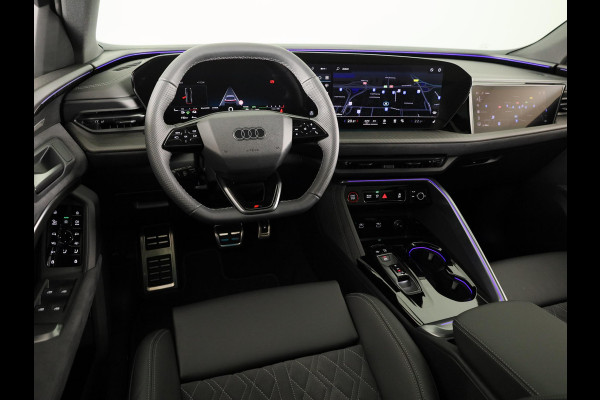 Audi Q5 2.0 TFSI e-hybrid quattro S edition 299pk | Panoramadak | Tech Pro pakket | Trekhaak | Matrix led | 20 inch Audi Sport velgen