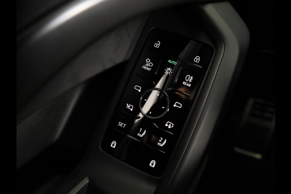 Audi Q5 2.0 TFSI e-hybrid quattro S edition 299pk | Panoramadak | Tech Pro pakket | Trekhaak | Matrix led | 20 inch Audi Sport velgen