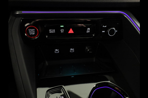 Audi Q5 2.0 TFSI e-hybrid quattro S edition 299pk | Panoramadak | Tech Pro pakket | Trekhaak | Matrix led | 20 inch Audi Sport velgen