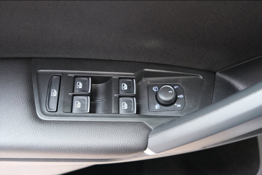 Volkswagen Tiguan Allspace 1.5 TSI Highline Business R-Line Automaat - N.A.P. Schuif/Panodak, Carplay, Camera, PDC, Navi.