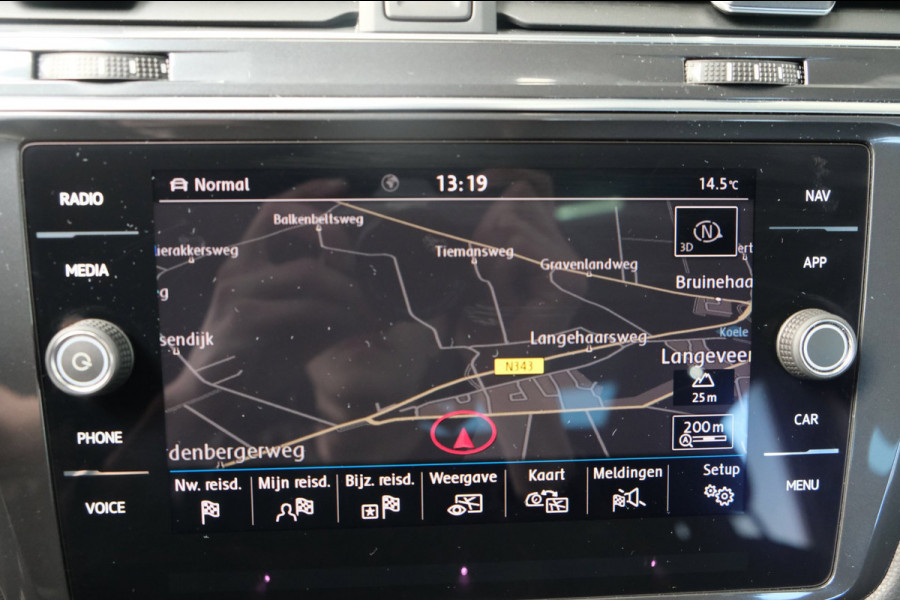 Volkswagen Tiguan Allspace 1.5 TSI Highline Business R-Line Automaat - N.A.P. Schuif/Panodak, Carplay, Camera, PDC, Navi.