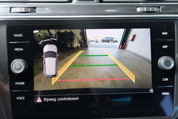 Volkswagen Tiguan Allspace 1.5 TSI Highline Business R-Line Automaat - N.A.P. Schuif/Panodak, Carplay, Camera, PDC, Navi.