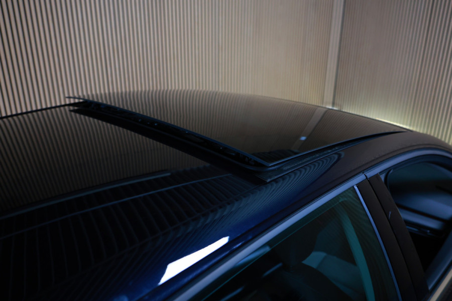 Volkswagen Golf 1.4 eHybrid Style PANO CARPLAY ACC CAMERA SFEER "22