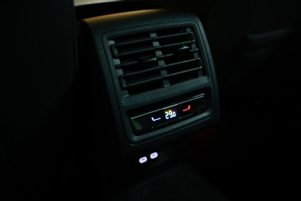 Volkswagen Golf 1.4 eHybrid Style PANO CARPLAY ACC CAMERA SFEER "22