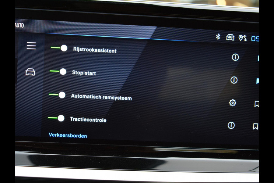 Peugeot 2008 1.2 Hybrid 145 Style Navigatie | Automaat