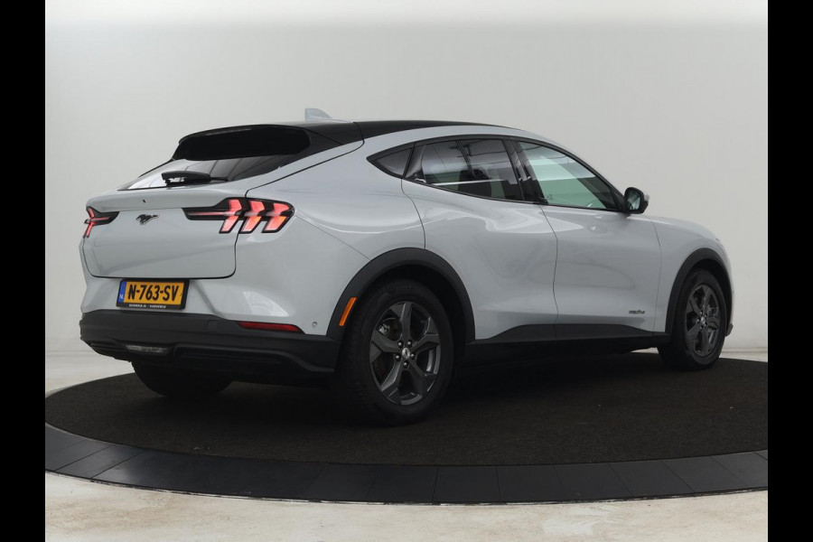 Ford Mustang Mach-E RWD 75kWh | SOH 92% | Leder | 360 Camera | Stoelverwarming | Adaptive cruise | B&O Sound | Stuurverwarming | Carplay | Navigatie | Park Assist | Full LED