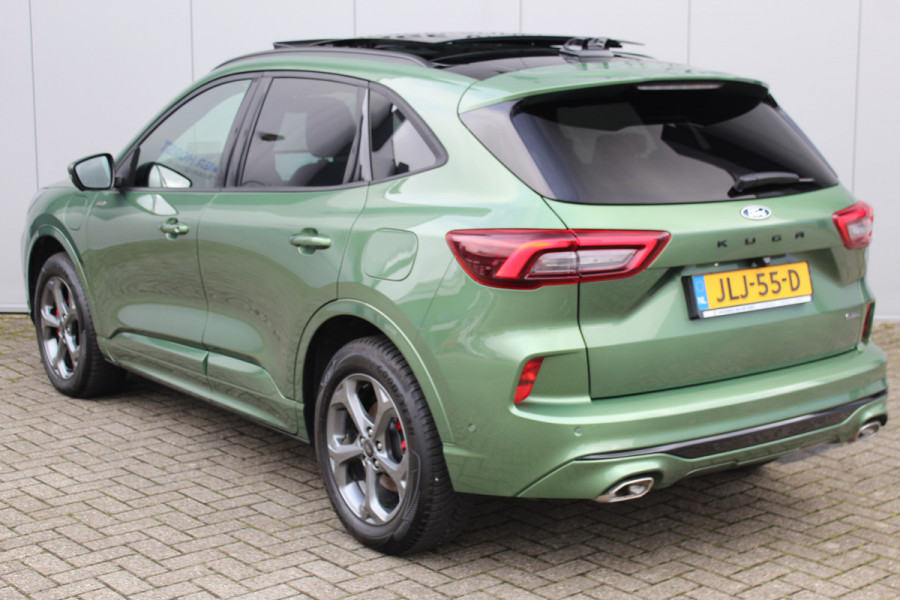 Ford Kuga 2.5-243pk PHEV ST-Line X. Trekgewicht 2.100kg. Nieuw Model ! Van €. 54.937,- voor €. 43.735,- Trekgewicht van 2.100kg ! Elektr. panodak., elektr. trekhaak, stoel-, stuur- en voorraamverw., 360gr. Camera, HUD, AppleCarplay/Androidauto, Elektr. verstelb. comfortstoelen, LED verl.
