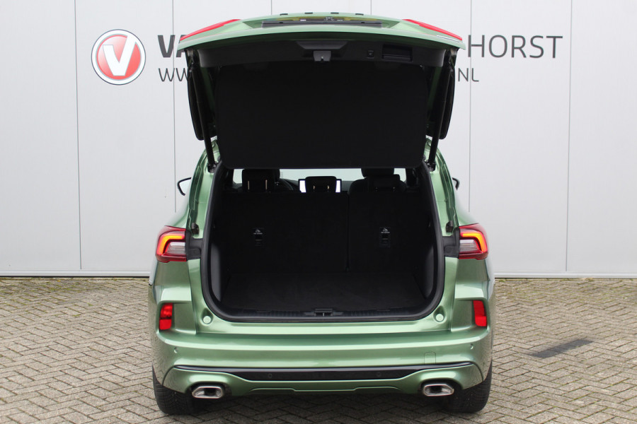 Ford Kuga 2.5-243pk PHEV ST-Line X. Trekgewicht 2.100kg. Nieuw Model ! Van €. 54.937,- voor €. 43.735,- Trekgewicht van 2.100kg ! Elektr. panodak., elektr. trekhaak, stoel-, stuur- en voorraamverw., 360gr. Camera, HUD, AppleCarplay/Androidauto, Elektr. verstelb. comfortstoelen, LED verl.