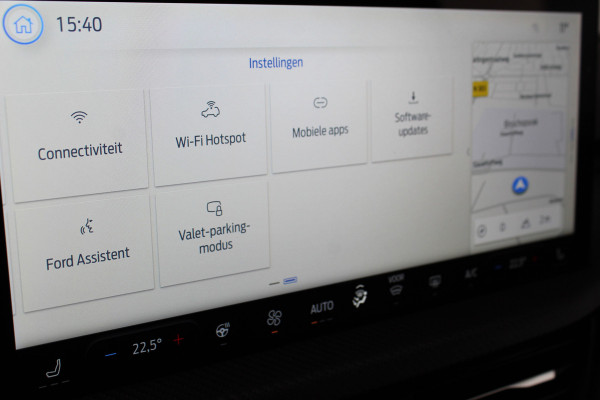 Ford Kuga 2.5-243pk PHEV ST-Line X. Trekgewicht 2.100kg. Nieuw Model ! Van €. 54.937,- voor €. 43.735,- Trekgewicht van 2.100kg ! Elektr. panodak., elektr. trekhaak, stoel-, stuur- en voorraamverw., 360gr. Camera, HUD, AppleCarplay/Androidauto, Elektr. verstelb. comfortstoelen, LED verl.