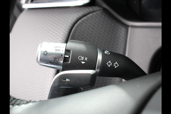 Land Rover Range Rover Velar 2.0 P400e | Navigatie | Apple Carplay/Android Auto | Camera | Parkeersensoren | Elektrische achterklep | Stoelverwarming | Virtual Cockpit | Climate Control | 20"Lichtmetalen velgen | Getinte ramen