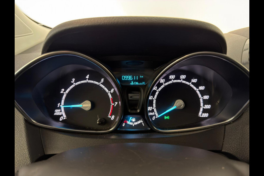 Ford Tourneo Courier 1.0 Titanium / Navi / Camera / Clima