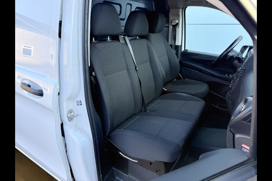 Mercedes-Benz eVito 112 66kWh 280km WLTP 94.7% (SOH) Snelladen LED L2H1 Climate Control Cruise Control Carplay Camera Stoelverwarming