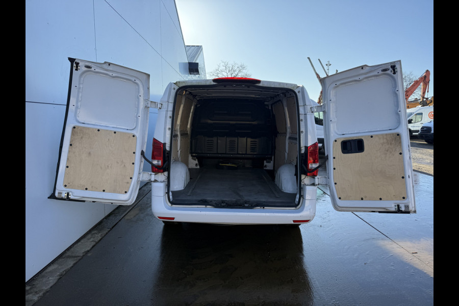 Mercedes-Benz eVito 112 66kWh 280km WLTP 94.7% (SOH) Snelladen LED L2H1 Climate Control Cruise Control Carplay Camera Stoelverwarming