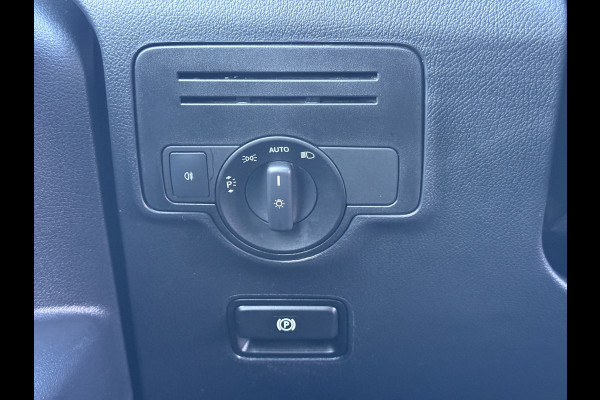 Mercedes-Benz eVito 112 66kWh 280km WLTP 94.7% (SOH) Snelladen LED L2H1 Climate Control Cruise Control Carplay Camera Stoelverwarming