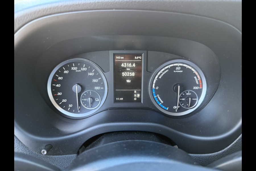Mercedes-Benz eVito 112 66kWh 280km WLTP 94.7% (SOH) Snelladen LED L2H1 Climate Control Cruise Control Carplay Camera Stoelverwarming