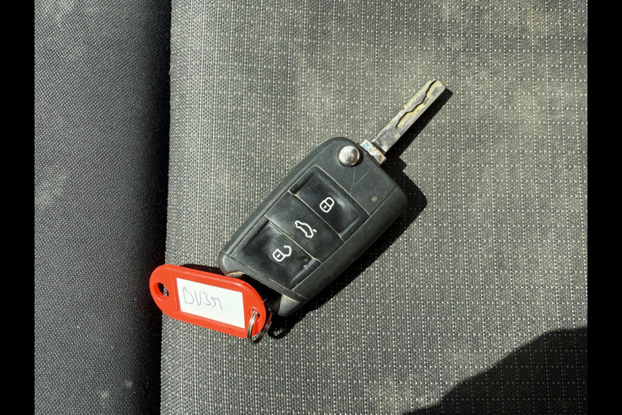 MAN TGE 3.140 2.0 TDI L3H3 Dubbele Cabine 7 Stoelen Mixto DoKa Airco Cruise Control Trekhaak Carplay Navigatie