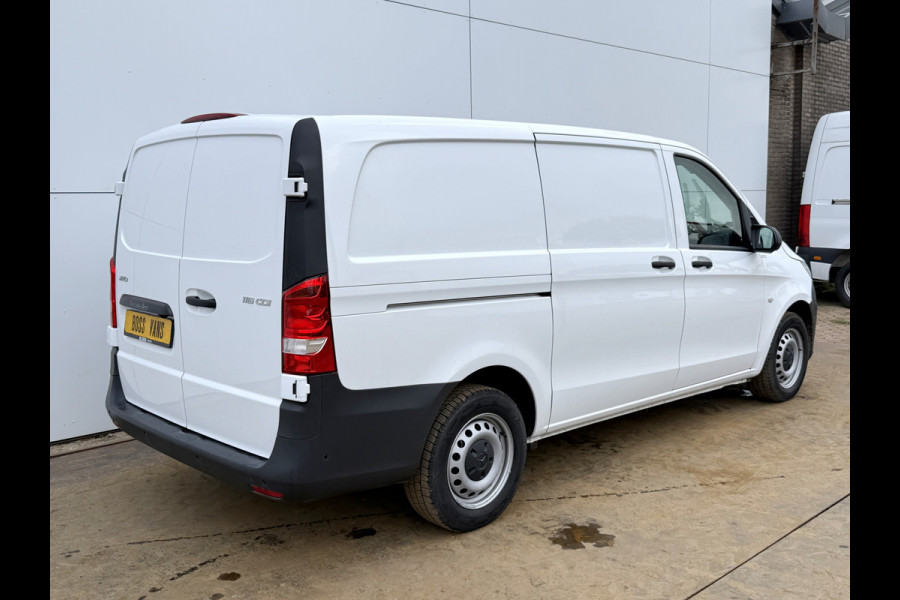 Mercedes-Benz Vito 116 1.9 CDI Automaat L2H1 LED Airco Carplay Climate Control Parkeersensoren voor achter
