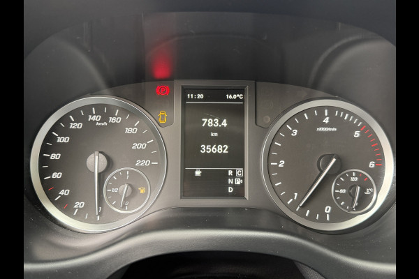 Mercedes-Benz Vito 116 1.9 CDI Automaat L2H1 LED Airco Carplay Climate Control Parkeersensoren voor achter