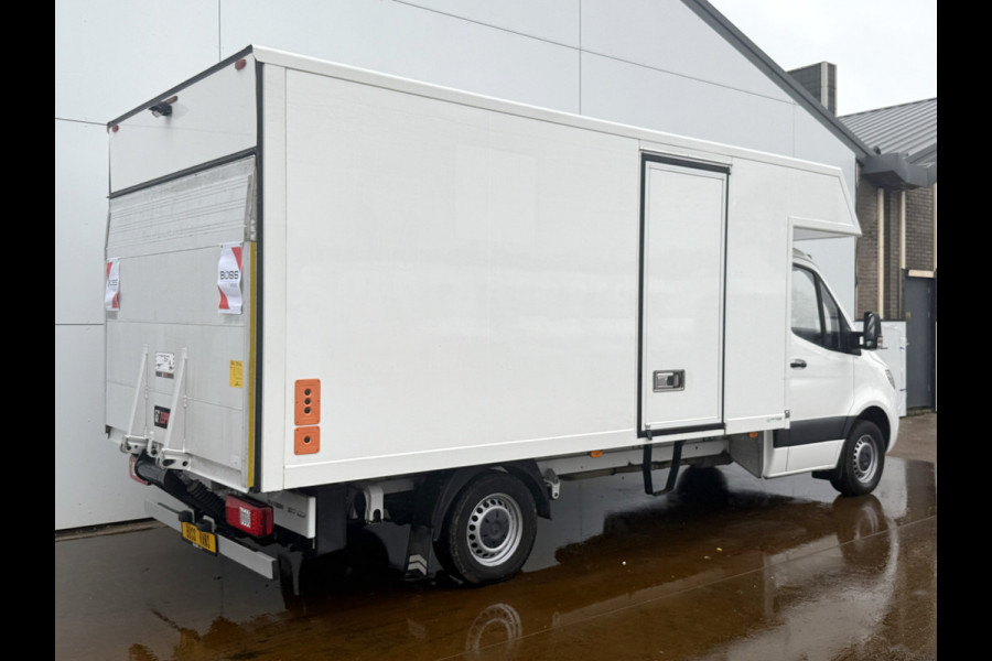 Mercedes-Benz Sprinter 317 1.9 CDI Laadklep Automaat LED Climate Control Cruise Control Camera Carplay Stoelverwarming Bakwagen Meubelbak Koffer