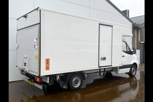 Mercedes-Benz Sprinter 317 1.9 CDI Laadklep Automaat LED Climate Control Cruise Control Camera Carplay Stoelverwarming Bakwagen Meubelbak Koffer