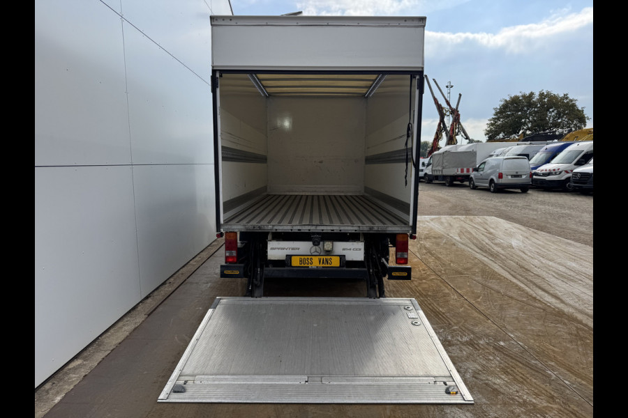 Mercedes-Benz Sprinter 514 2.2 CDI Automaat Laadklep Climate Control Camera Carplay Bakwagen Meubelbak