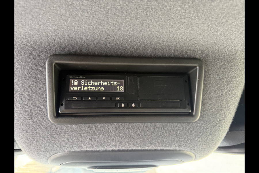 Mercedes-Benz Sprinter 514 2.2 CDI Automaat Laadklep Climate Control Camera Carplay Bakwagen Meubelbak