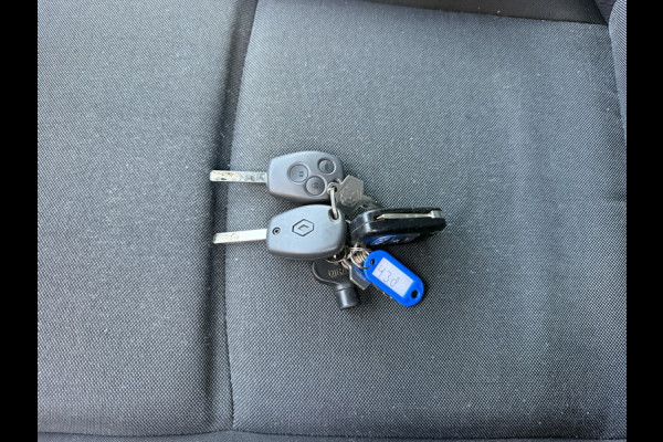 Renault eMaster ZE 100% Elektrisch 57kWh 193km WLTP LED Airco Cruise Control Bakwagen Meubelbak Koffer Laadkabel