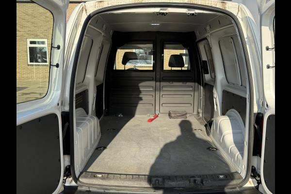 Volkswagen E-Caddy 113PK L2H1 Elektrisch Caddy ABT Maxi 37,3kWh 159km WLTP Trekhaak Airco Stoelverwarming Parkeersensoren Achter