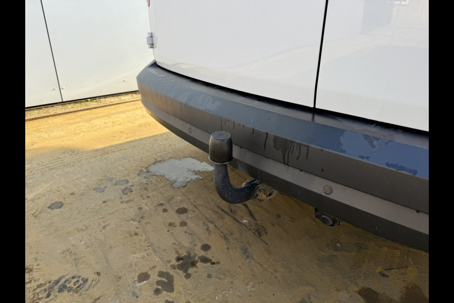 Volkswagen E-Caddy 113PK L2H1 Elektrisch Caddy ABT Maxi 37,3kWh 159km WLTP Trekhaak Airco Stoelverwarming Parkeersensoren Achter