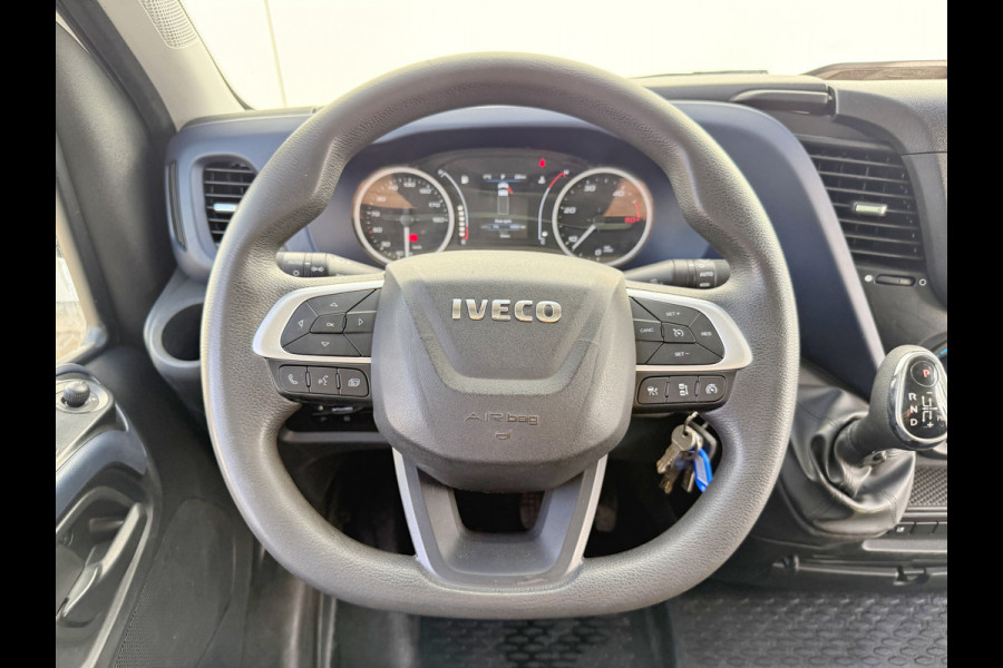 Iveco Daily 35S16 2.3 Automaat Open Laadbak Airco Adaptieve Cruise Control Standkachel 3.5t Trekhaak Navigatie Camera Pickup Pritische