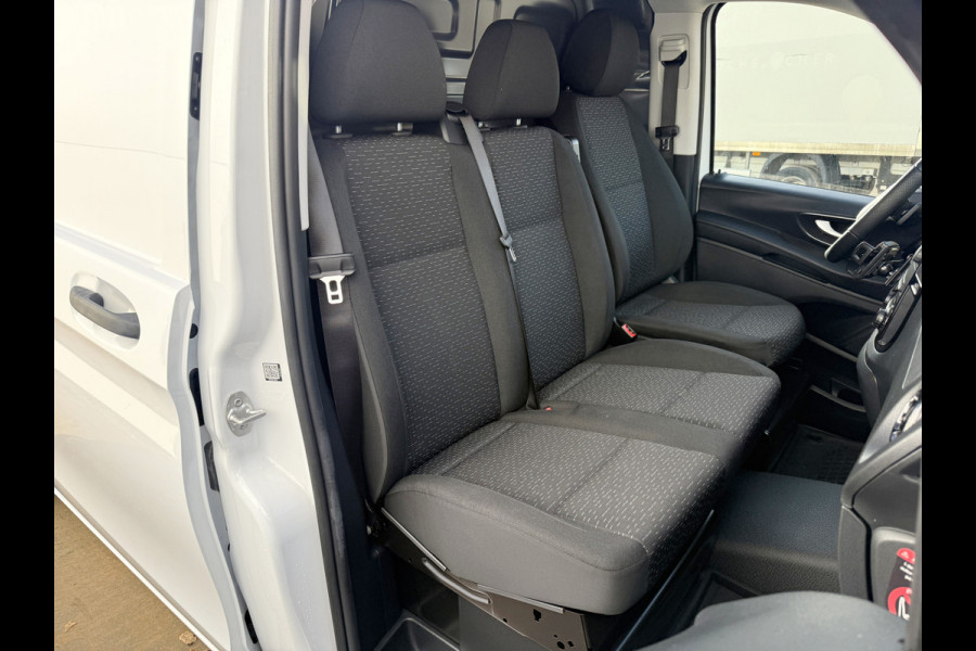 Mercedes-Benz Vito 114 1.9 CDI Automaat L3H1 Climate Control Adaptieve Cruise Control Trekhaak Carplay Camera Stoelverwarming