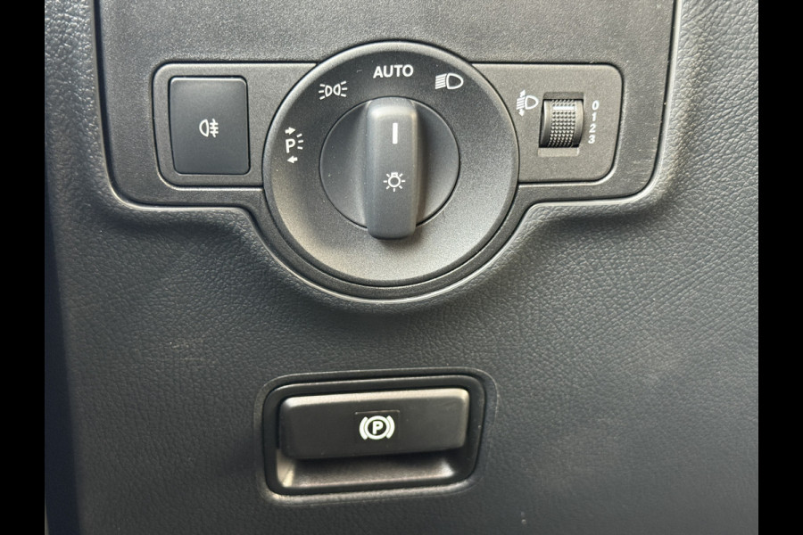 Mercedes-Benz Vito 114 1.9 CDI Automaat L3H1 Climate Control Adaptieve Cruise Control Trekhaak Carplay Camera Stoelverwarming